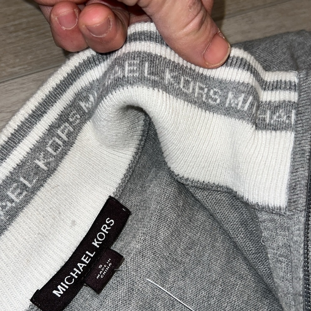 Men’s Michael Kors 1/4 Sweater 
New with tags - Picture 6 of 6